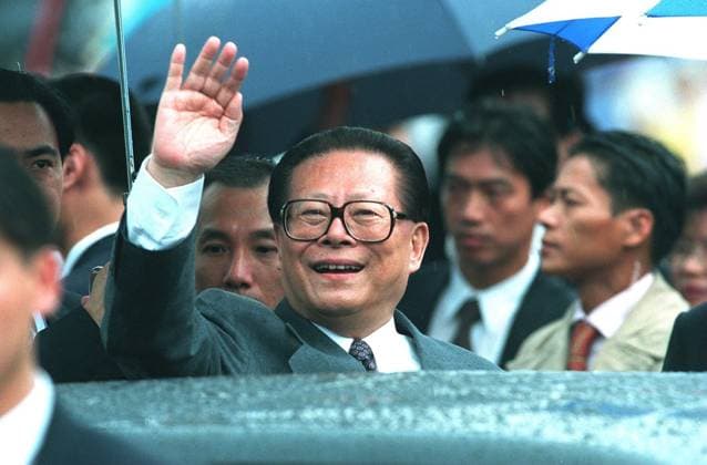 CHINESE PRESIDENT JIANG ZEMIN ARRIVES IN HK FOR THE HK HANDOVER. 30 JUN 97 ***NOT FOR ADVERTISING USE*** HONG KONG HONG KONG EDITORIAL USE ONLY  Copyright: xx 1204090 GARRIGExHOx scmpphotos908393
