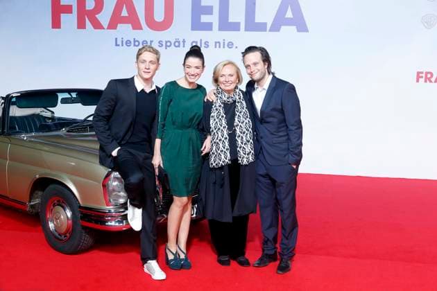 Anna Bederke, Matthias Schweighoefer, Ruth Maria Kubitschek und August Diehl bei der Filmpremiere von FRAU ELLA - Lieber spaet als nie.- in Berlin, Roter Teppich, Berlin Deutschland, Germany *** Anna Bederke, Matthias Schweighoefer, Ruth Maria Kubitschek and August Diehl at the Film premiere from Woman ELLA Dear late as never in Berlin, Red Carpet, Berlin Germany, Germany