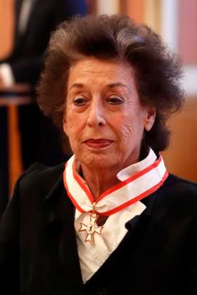 Lea Rosh, Preistraegerin, bei der Verleihung des Berliner Landesorden im Roten Rathaus in Berlin, Verdienstorden des Landes Berlin, Berlin Deutschland, Germany *** Lea Rosh, Prizewinner, at the award Ceremony of Berlin National Order at Red City Hall in Berlin, Order of Merit of Country Berlin, Berlin Germany, Germany