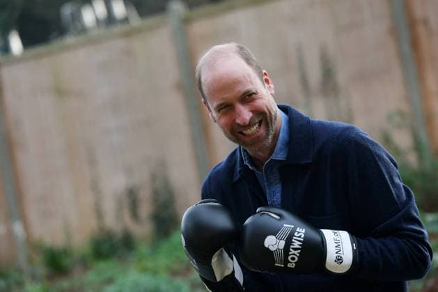 Bilder des Jahres 2025, Entertainment 01 Januar Entertainment Themen der Woche KW04 Entertainment Bilder des Tages . 21 01 2025. London, United Kingdom. Prince William takes part in a boxing session during a visit to a Centrepoint hub in West London.  xPoolx xi-Imagesx IIM-25680-0003