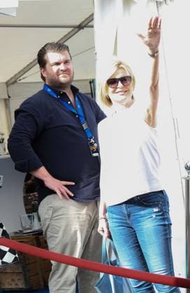 Carmen Nebel mit Sohn Gregor Backstage beim SchlagerOlymp - Das groesste Schlager Open Air in Berlin - Luebars am 10.08.2019 Berlin Germany *** Carmen Fog with Son Gregor Backstage at Schlagerolymp the largest Schlager Open Air in Berlin Luebars on 10 08 2019 Berlin Germany
