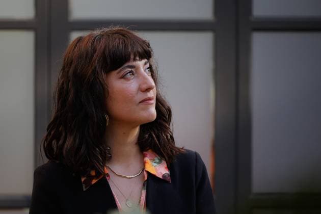 Estel Sole erhält den Premi Ramon Llull Award 2025 Estel Solé wins the Premi Ramon Llull 2025 with her novel Aquest tros de vida The writer, playwright and actress Estel Solé Casadellà poses after learning that she has been awarded the Premi Ramon Llull for novels, at the Casa Mimosa hotel, Estel Solé Casadellà has won the 45th Premi de les Lletres Catalanes Ramon Llull, endowed with 60,000 euros, with her novel about human fragility and resilience, Aquest tros de vida , The Ramon Llull Novel Prize is a literary award given each year to a novel originally written in Catalan. Founded in 1981 by the publisher José Manuel Lara, it is awarded and published by Editorial Planeta 24 JANUARY 2025 RAMON LLUL ESTEL SOLÉ NOVEL PRIZE Kike Rincó Barcelona Catalonia Barcelona Catalonia Catalonia Spain  Copyright: xKikexRinconx 6475217