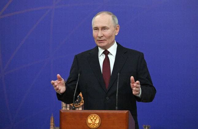 Russia Putin MSU Trustees Board 8845824 24.01.2025 Russian President Vladimir Putin speaks at a ceremony to award the Order for Valiant Labour to the members of teaching staff during a meeting of the Board of Trustees of Lomonosov Moscow State University in Moscow, Russia. Ramil Sitdikov Sputnik Moscow Russia  Copyright: xRamilxSitdikovx