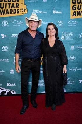 TAMWORTH COUNTRY MUSIC FESTIVAL, Troy Cassar-Daley (left) arrives at the Golden Guitar Awards during the 53rd Tamworth Country Music Festival in Tamworth, NSW, Saturday, January 25, 2025. ( NO ARCHIVING, EDITORIAL USE ONLY, NO USE IN BOOKS WITHOUT CONSENT TAMWORTH NEW SOUTH WALES AUSTRALIA  Copyright: xBIANCAxDExMARCHIx 20250125134890076284