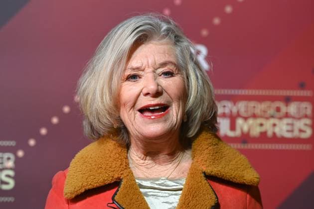 Jutta SPEIDEL actress, single picture, cropped single motif, portrait, portrait, portrait red carpet, red carpet, Bavarian Film Award 2024 on 24 01 2025 at the Prinzregententheater in Munich