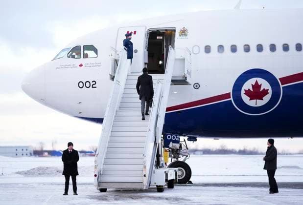 January 26, 2025, Ottawa, Ontario, CAN: Prime Minister Justin Trudeau departs Ottawa on Sunday, Jan. 26, 2025., on route to Poland. Ottawa CAN  - ZUMAc35_ 20250126_zaf_c35_002 Copyright: xSeanxKilpatrickx