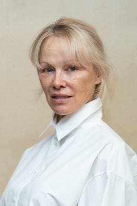 PFW Jacquemus Photocall Pamela Anderson attending the Jacquemus Menswear Fall-Winter 2025 2026 show as part of Paris Fashion Week in Paris, France on January 26, 2025. Photo by Aurore Marechal ABACAPRESS.COM Paris France  Copyright: xMarechalxAurore ABACAx