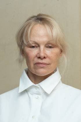 PFW Jacquemus Photocall Pamela Anderson attending the Jacquemus Menswear Fall-Winter 2025 2026 show as part of Paris Fashion Week in Paris, France on January 26, 2025. Photo by Aurore Marechal ABACAPRESS.COM Paris France  Copyright: xMarechalxAurore ABACAx