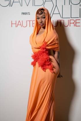 Giambattista Valli - Arrival Megan Thee Stallion attends the Giambattista Valli Haute Couture Spring-Summer 2025 show as part of Paris Fashion Week on January 27, 2025 in Paris, France. (, Credit:Lounis Tiar Avalon France, Paris, Place Vendome  Copyright: xLounisxTiarx xAvalonx 0958140352