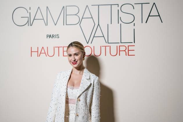 Giambattista Valli - Arrival PARIS, FRANCE - JANUARY 27: Maria Bakalova attends the Giambattista Valli Haute Couture Spring-Summer 2025 show as part of Paris Fashion Week on January 27, 2025 in Paris, France. (, Credit:Lounis Tiar Avalon France, Paris, Place Vendome  Copyright: xLounisxTiarx xAvalonx 0958140397