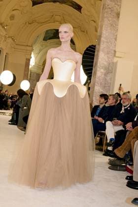Schiaparelli Haute Couture spring summer 2025, Paris January 2025 Schiaparelli Haute Couture spring summer 2025, Paris January 2025, Credit:Zeppelin Avalon  Copyright: xZeppelinx xAvalonx 0958239498