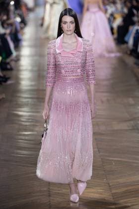 Paris Fashion Week, Georges Hobeika Modenschau Paris Fashion Week Defile Georges Hobeika Defile printemps ete 2025 de Georges Hobeika 439745 2025 01 27 Paris France  Copyright: xSebastienxFremontx xStarfacex STAR_439745_046
