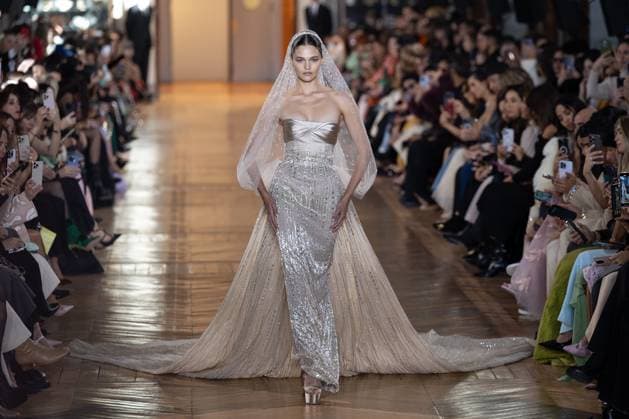 Paris Fashion Week, Georges Hobeika Modenschau Paris Fashion Week Defile Georges Hobeika Defile printemps ete 2025 de Georges Hobeika 439745 2025 01 27 Paris France  Copyright: xSebastienxFremontx xStarfacex STAR_439745_070