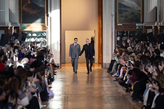 Paris Fashion Week, Georges Hobeika Modenschau Paris Fashion Week Defile Georges Hobeika Defile printemps ete 2025 de Georges Hobeika 439745 2025 01 27 Paris France  Copyright: xSebastienxFremontx xStarfacex STAR_439745_072