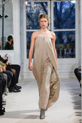 Défilé Alexandre Vauthier Collection Haute Couture Printemps Eté 2025 lors de la Fashion Week de Paris PFW Défilé Alexandre Vauthier Collection Haute Couture Printemps Eté 2025 lors de la Fashion Week de Paris PFW , le 27 janvier 2025 Alexandre Vauthier Fashion Show Haute Couture Spring Summer 2025 during Paris Fashion Week January 27th, 2025 Paris France  Copyright: xAgencex xBestimagexAgencex xBestimagex