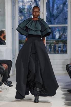 Défilé Alexandre Vauthier Collection Haute Couture Printemps Eté 2025 lors de la Fashion Week de Paris PFW Défilé Alexandre Vauthier Collection Haute Couture Printemps Eté 2025 lors de la Fashion Week de Paris PFW , le 27 janvier 2025 Alexandre Vauthier Fashion Show Haute Couture Spring Summer 2025 during Paris Fashion Week January 27th, 2025 Paris France  Copyright: xAgencex xBestimagexAgencex xBestimagex