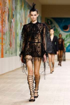 Paris Fashion Week, Christian Dior Modenschau Défilé Christian Dior Collection Haute Couture Printemps Eté 2025 lors de la Fashion Week de Paris PFW Défilé Christian Dior Collection Haute Couture Printemps Eté 2025 lors de la Fashion Week de Paris PFW , le 27 janvier 2025 Christian Dior Fashion Show Haute Couture Spring Summer 2025 during Paris Fashion Week January 27th, 2025 Paris France  Copyright: xAgencex xBestimagexAgencex xBestimagex