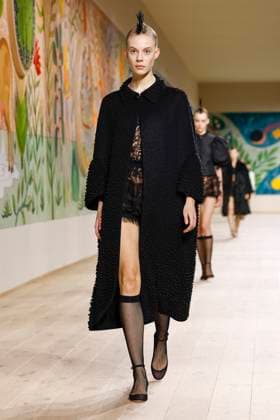 Paris Fashion Week, Christian Dior Modenschau Défilé Christian Dior Collection Haute Couture Printemps Eté 2025 lors de la Fashion Week de Paris PFW Défilé Christian Dior Collection Haute Couture Printemps Eté 2025 lors de la Fashion Week de Paris PFW , le 27 janvier 2025 Christian Dior Fashion Show Haute Couture Spring Summer 2025 during Paris Fashion Week January 27th, 2025 Paris France  Copyright: xAgencex xBestimagexAgencex xBestimagex