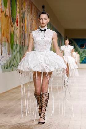 Paris Fashion Week, Christian Dior Modenschau Défilé Christian Dior Collection Haute Couture Printemps Eté 2025 lors de la Fashion Week de Paris PFW Défilé Christian Dior Collection Haute Couture Printemps Eté 2025 lors de la Fashion Week de Paris PFW , le 27 janvier 2025 Christian Dior Fashion Show Haute Couture Spring Summer 2025 during Paris Fashion Week January 27th, 2025 Paris France  Copyright: xAgencex xBestimagexAgencex xBestimagex