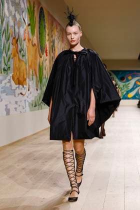 Paris Fashion Week, Christian Dior Modenschau Défilé Christian Dior Collection Haute Couture Printemps Eté 2025 lors de la Fashion Week de Paris PFW Défilé Christian Dior Collection Haute Couture Printemps Eté 2025 lors de la Fashion Week de Paris PFW , le 27 janvier 2025 Christian Dior Fashion Show Haute Couture Spring Summer 2025 during Paris Fashion Week January 27th, 2025 Paris France  Copyright: xAgencex xBestimagexAgencex xBestimagex
