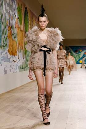Paris Fashion Week, Christian Dior Modenschau Défilé Christian Dior Collection Haute Couture Printemps Eté 2025 lors de la Fashion Week de Paris PFW Défilé Christian Dior Collection Haute Couture Printemps Eté 2025 lors de la Fashion Week de Paris PFW , le 27 janvier 2025 Christian Dior Fashion Show Haute Couture Spring Summer 2025 during Paris Fashion Week January 27th, 2025 Paris France  Copyright: xAgencex xBestimagexAgencex xBestimagex