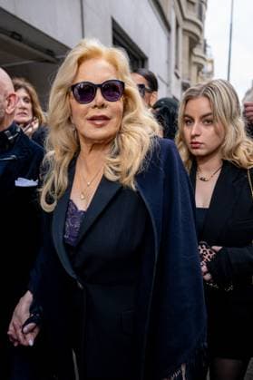 Entertainment Bilder des Tages Arrivals at the Stéphane Rolland Spring Summer 2025 Haute Couture Collection show at Salle Pleyel during Paris Fashion Week PFW Sylvie Vartan and daughter Darina Scotti Arrivals at the Stéphane Rolland Spring Summer 2025 Haute Couture Collection show at Salle Pleyel during Paris Fashion Week PFW , France, on January 28, 2025 Pierre Perusseau Bestimage Arrivals at the Stéphane Rolland Spring Summer 2025 Haute Couture Collection show at Salle Pleyel during Paris Fashion Week PFW , France, on January 28, 2025 Pierre Perusseau Bestimage Paris France  Copyright: xTizianoxDaxSilvax-xPierrexPerusseaux xBestimagexTizianoxDaxSilvax-xPierrexPerusseaux xBestimagex