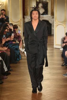 PFW Henry Samuel Klum Henry Samuel Klum (Son of Heidi Klum and Seal) walks the runway during the Lena Erziak Women s Haute-Couture Spring Summer 2025 show as part of Paris Fashion Week in Paris, France on January 28, 2025. Photo by Jerome Dominé ABACAPRESS.COM  Copyright: xDominexJerome ABACAx