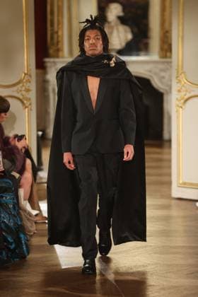 PFW Henry Samuel Klum Henry Samuel Klum (Son of Heidi Klum and Seal) walks the runway during the Lena Erziak Women s Haute-Couture Spring Summer 2025 show as part of Paris Fashion Week in Paris, France on January 28, 2025. Photo by Jerome Dominé ABACAPRESS.COM  Copyright: xDominexJerome ABACAx