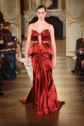 PFW Lena Erziak Runway A Model walks the runway during the Lena Erziak Women s Haute-Couture Spring Summer 2025 show as part of Paris Fashion Week in Paris, France on January 28, 2025. Photo by Jerome Dominé ABACAPRESS.COM  Copyright: xDominexJerome ABACAx