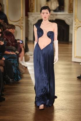 PFW Lena Erziak Runway A Model walks the runway during the Lena Erziak Women s Haute-Couture Spring Summer 2025 show as part of Paris Fashion Week in Paris, France on January 28, 2025. Photo by Jerome Dominé ABACAPRESS.COM  Copyright: xDominexJerome ABACAx