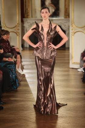 PFW Lena Erziak Runway A Model walks the runway during the Lena Erziak Women s Haute-Couture Spring Summer 2025 show as part of Paris Fashion Week in Paris, France on January 28, 2025. Photo by Jerome Dominé ABACAPRESS.COM  Copyright: xDominexJerome ABACAx