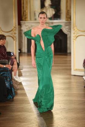PFW Lena Erziak Runway A Model walks the runway during the Lena Erziak Women s Haute-Couture Spring Summer 2025 show as part of Paris Fashion Week in Paris, France on January 28, 2025. Photo by Jerome Dominé ABACAPRESS.COM  Copyright: xDominexJerome ABACAx