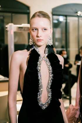 Paris Fashion Week HC SS25 Célia Kritharioti 439800 2025 01 28 France  Copyright: xJean-BaptistexSoulliatx xStarfacex STAR_439800_005