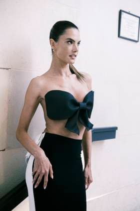 Paris Fashion Week HC SS25 Célia Kritharioti Alessandra Ambrosio 439800 2025 01 28 France  Copyright: xJean-BaptistexSoulliatx xStarfacex STAR_439800_023