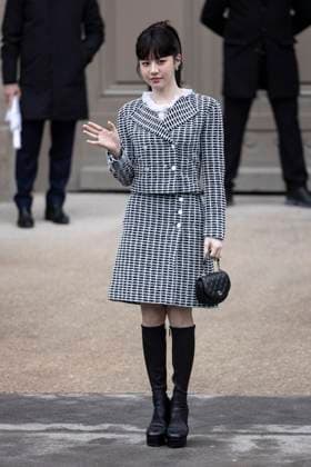PFW - Chanel Exit Paris, France - January 28: Go Yoon Jung leaves Chanel fashion show during the Haute Couture Fall Winter 2025 - 2026 Fashion Week on January 28, 2025 in Paris, France. Photo by Marco Piovanotto ABACAPRESS.COM Paris France  Copyright: xPiovanottoxMarco ABACAx