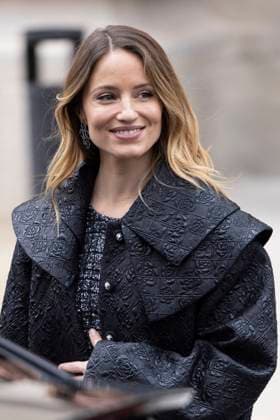 PFW - Chanel Exit Paris, France - January 28: Dianna Agron leaves Chanel fashion show during the Haute Couture Fall Winter 2025 - 2026 Fashion Week on January 28, 2025 in Paris, France. Photo by Marco Piovanotto ABACAPRESS.COM Paris France  Copyright: xPiovanottoxMarco ABACAx