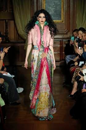 Ronald van der Kemp Haute Couture Spring Summer 2025, Paris, 28 January 2025 Ronald van der Kemp RVDK Haute Couture Spring Summer 2025 runway, Paris, France, 28 January 2025., Credit:x Avalon Paris, France  Copyright: xxx xAvalonx 0958511881