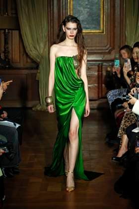 Ronald van der Kemp Haute Couture Spring Summer 2025, Paris, 28 January 2025 Ronald van der Kemp RVDK Haute Couture Spring Summer 2025 runway, Paris, France, 28 January 2025., Credit:x Avalon Paris, France  Copyright: xxx xAvalonx 0958511978