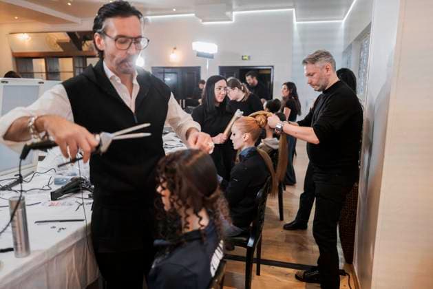 PFW - Franck Sorbier Backstage Backstage before the Franck Sorbier Haute-Couture Spring Summer 2025 show as part of Paris Fashion Week in Paris, France on January 29, 2025. Photo by Eliot Blondet ABACAPRESS.COM Paris France  Copyright: xBlondetxEliot ABACAx