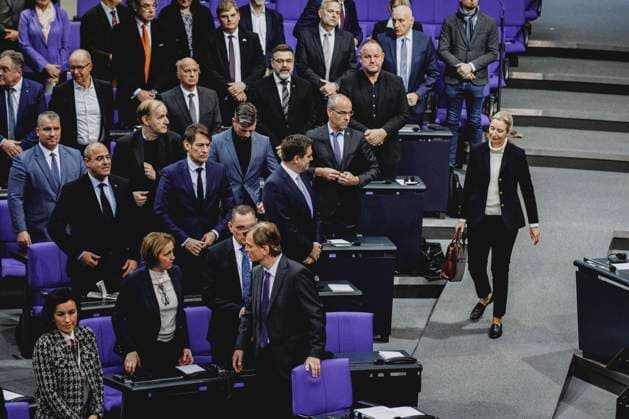 Alice Weidel, AfD Fraktionsvorsitzende, und die AfD-Fraktion, aufgenommen im Rahmen der Gedenkveranstaltung im Deutschen Bundestag fuer die Opfer des Holocaust. Berlin, 29.01.2025. Berlin Deutschland *** Alice Weidel, AfD parliamentary group leader, and the AfD parliamentary group, pictured at the memorial ceremony in the German Bundestag for the victims of the Holocaust Berlin, 29 01 2025 Berlin Germany Copyright: xFlorianxGaertnerx