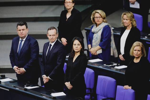 (R-L) Annalena Baerbock (Buendnis 90 Die Gruenen), Bundesaussenministerin, Volker Wissing (FDP), Bundesminister fuer Verkehr und Digitales und Bundesminister der Justiz, und Hubertus Heil (SPD), Bundesminister fuer Arbeit und Soziales, aufgenommen im Rahmen der Gedenkveranstaltung im Deutschen Bundestag fuer die Opfer des Holocaust. Berlin, 29.01.2025. Berlin Deutschland *** R L Annalena Baerbock Buendnis 90 Die Gruenen , Federal Foreign Minister, Volker Wissing FDP , Federal Minister of Transport and Digital Affairs and Federal Minister of Justice, and Hubertus Heil SPD , Federal Minister of Labor and Social Affairs, recorded during the memorial ceremony in the German Bundestag for the victims of the Holocaust Berlin, 29 01 2025 Berlin Ge Copyright: xFlorianxGaertnerx