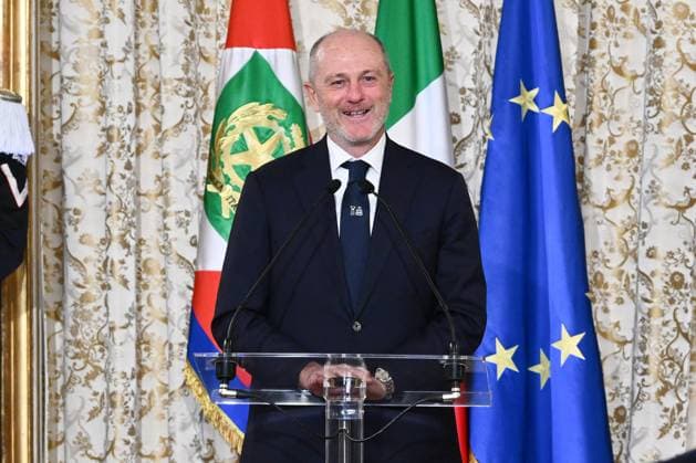 News - The President of the Italian Republic Sergio Mattarella meets the Italian national women s and men s tennis teams, winners of the BJK Cup and the Davis Cup Angelo Binaghi president of FITP during the meeting with the President of the Italian Republic Sergio Mattarella who met the Italian national women s and men s tennis teams, winners of the BJK Cup and Davis Cup at the Quirinale on January 29, 2025 in Rome, Italy. Roma Quirinale Italy Copyright: xDomenicoxCippitellix xLiveMediax LPN_1711401