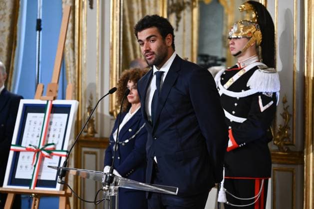 News - The President of the Italian Republic Sergio Mattarella meets the Italian national women s and men s tennis teams, winners of the BJK Cup and the Davis Cup Matteo Berrettini during the meeting with the President of the Italian Republic Sergio Mattarella who met the Italian national women s and men s tennis teams, winners of the BJK Cup and Davis Cup at the Quirinale on January 29, 2025 in Rome, Italy. Roma Quirinale Italy Copyright: xDomenicoxCippitellix xLiveMediax LPN_1711412