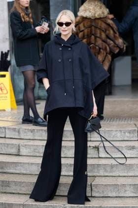 PFW - Elie Saab Arrivals Paris, France - January 29: Poppy Delevigne arrives to Elie Saab fashion show during the Haute Couture Fall Winter 2025 - 2026 Fashion Week on January 29, 2025 in Paris, France. Photo by ABACAPRESS.COM Paris France  Copyright: xABACAx