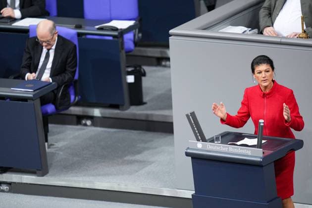 Deutscher Bundestag, 209. Plenarsitzung Regierungserklaerung Dr. Sahra Wagenknecht (BSW) im Portrait bei ihrer Rede bei der 209. Sitzung des Deutschen Bundestag in Berlin, 29.01.2025 Berlin Berlin Deutschland *** German Bundestag, 209th plenary session Government statement Dr Sahra Wagenknecht BSW in portrait during her speech at the 209th session of the German Bundestag in Berlin, 29 01 2025 Berlin Berlin Germany
