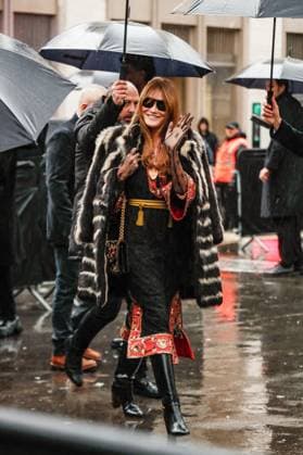 Arrivals Vertigeneux, the Valentino at the Palais Brongniart Haute Couture Collection Spring Summer 2025 show as part of Paris Fashion Week PFW Carla Bruni Sarkozy Arrivals Vertigeneux, the Valentino at the Palais Brongniart Haute Couture Collection Spring Summer 2025 show as part of Paris Fashion Week PFW , France, January 29, 2025 Christophe Clovis Bestimage Arrivals Vertigeneux, the Valentino Haute Couture Spring Summer 2025 show as part of Paris Fashion Week on January 29, 2025 in Paris, France Paris France  Copyright: xClovis-Guignebourg BestimagexClovis-Guignebourg Bestimagex
