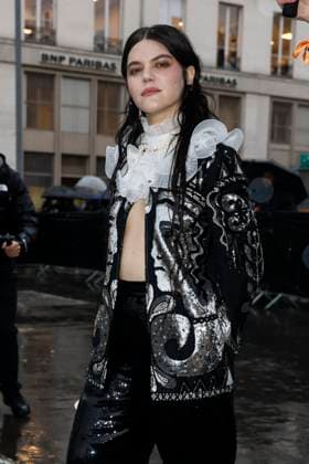 PFW - Valentino Arrivals Soko arrives to Valentino fashion show during the Haute Couture Fall Winter 2025 - 2026 Fashion Week on January 29, 2025 in Paris, France. Photo by Marco Piovanotto ABACAPRESS.COM  Copyright: xPiovanottoxMarco ABACAx