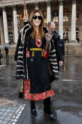 PFW - Valentino Arrivals Carla Bruni arrives to Valentino fashion show during the Haute Couture Fall Winter 2025 - 2026 Fashion Week on January 29, 2025 in Paris, France. Photo by Marco Piovanotto ABACAPRESS.COM  Copyright: xPiovanottoxMarco ABACAx