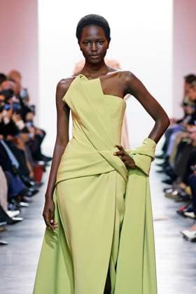 ELIE SAAB Haute Couture spring summer 2025, Paris January 2025 ELIE SAAB Haute Couture spring summer 2025, Paris January 2025, Credit:Zeppelin Avalon  Copyright: xZeppelinx xAvalonx 0958634638