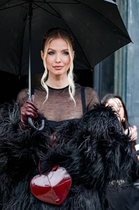 Arrivals and exits of the Elie Saab show at the Palais de Tokyo Haute Couture Spring Summer 2025 collection during Paris Fashion Week PFW Leonie Hanne Arrivals and exits of the Elie Saab show at the Palais de Tokyo Haute Couture Spring Summer 2025 collection during Paris Fashion Week PFW , FRance, le 29 janvier 2025 Denis Guignebourg Bestimage Arrivals and exits of the Elie Saab show at the Palais de Tokyo Haute Couture Spring Summer 2025 collection during Paris Fashion Week PFW , France, January 29, 2025 Paris France  Copyright: xClovis-Guignebourg BestimagexClovis-Guignebourg Bestimagex